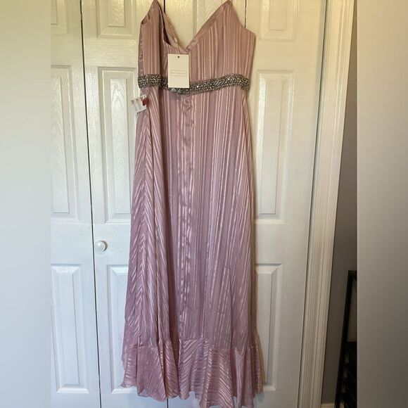 Mac Duggal - Women’s Plus - Rhinestone Belt Faux Wrap Ruffle Tulip Hem Gown - Picture 10 of 11